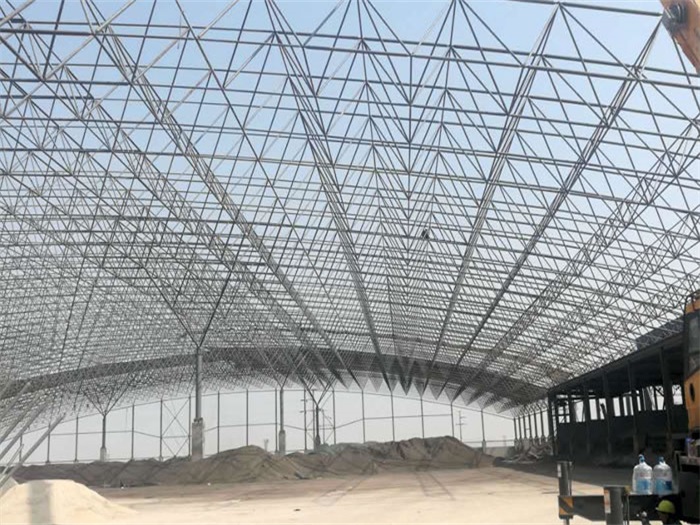 延吉钢厂料仓网架工程